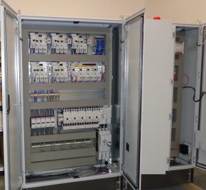 Besturing voor de 5 Lavatec drogers van Bates Troy Geengineerde Besturingskast van Red-Fox voor de Lavtec drogers Bates Troy